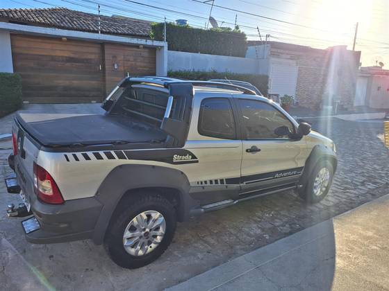 FIAT STRADA 1.8 MPI ADVENTURE CD 16V FLEX 2P MANUAL